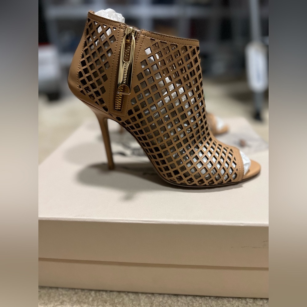 Burberry peep toe heels - Picture 4 of 6